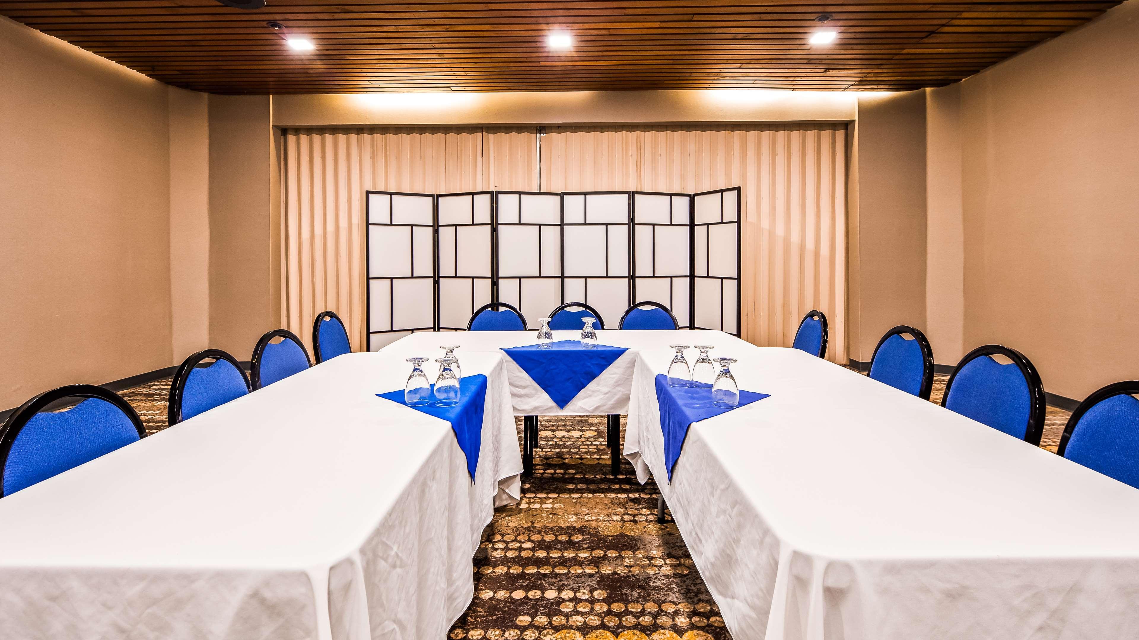 Best Western Cedar Park Inn Edmonton Exteriér fotografie