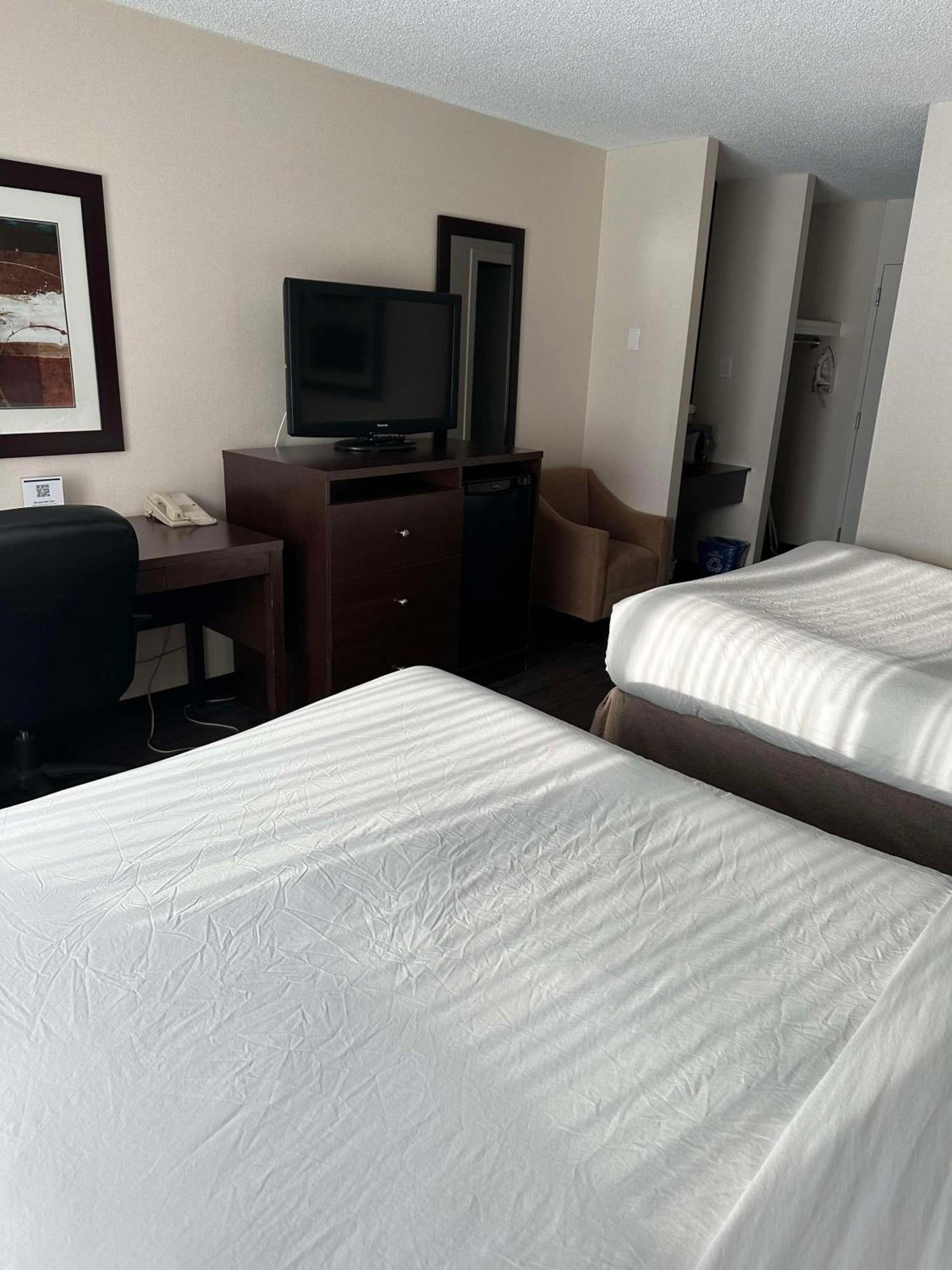 Best Western Cedar Park Inn Edmonton Exteriér fotografie