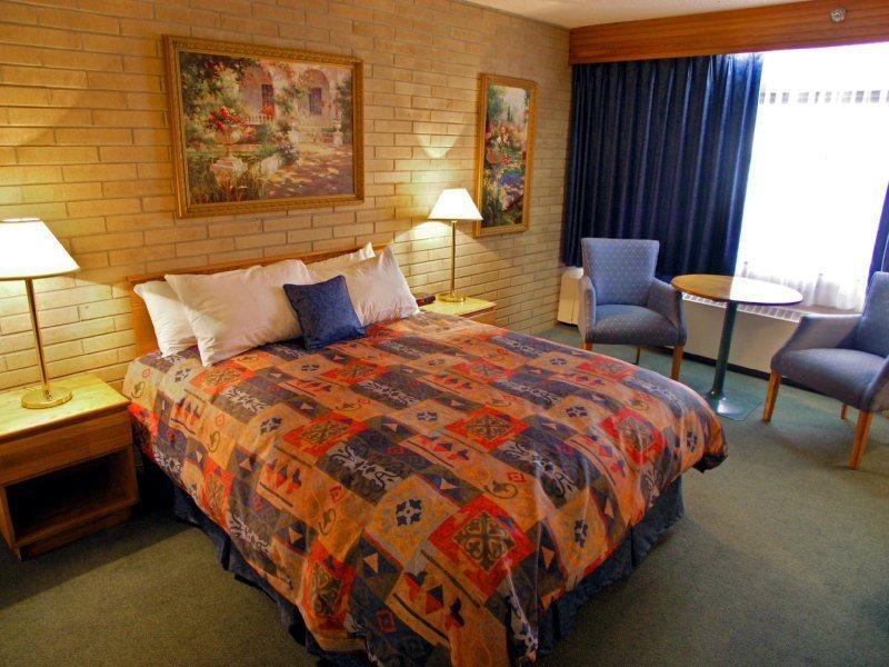Best Western Cedar Park Inn Edmonton Pokoj fotografie